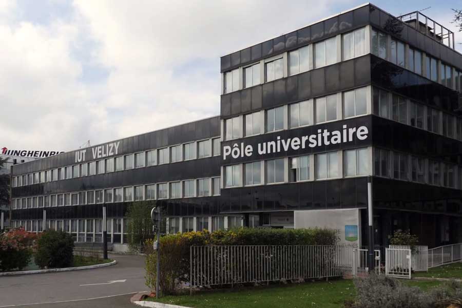 Restructuration de la Halle Bastié de l’IUT de Vélizy pour l’université de Versailles Saint-Quentin-en-Yvelines (UVSQ)